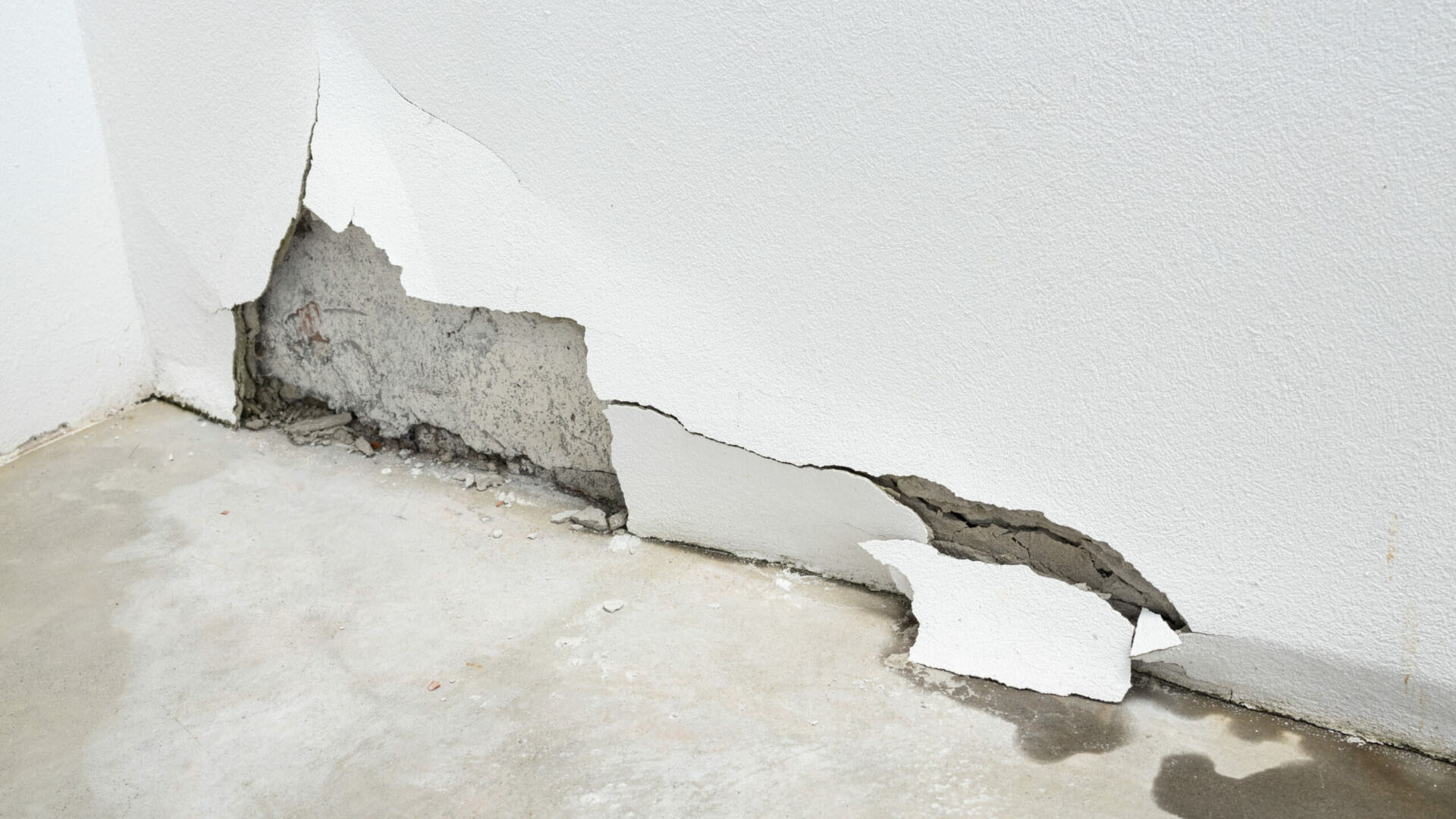 Dry wall damage after water intrusion
