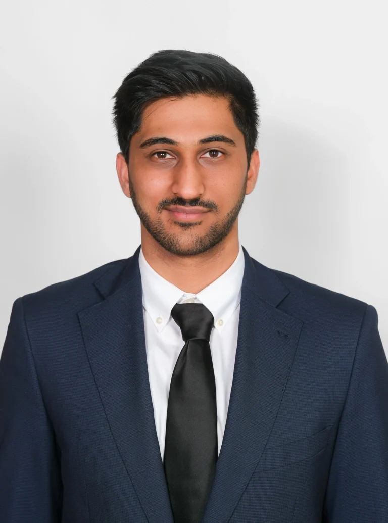 Dylan_Thakarar_Headshots-086