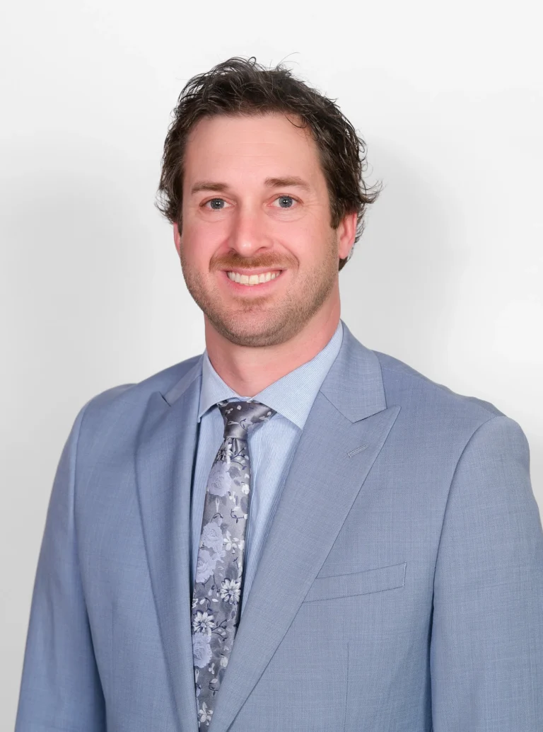KyleMott_Headshots-019